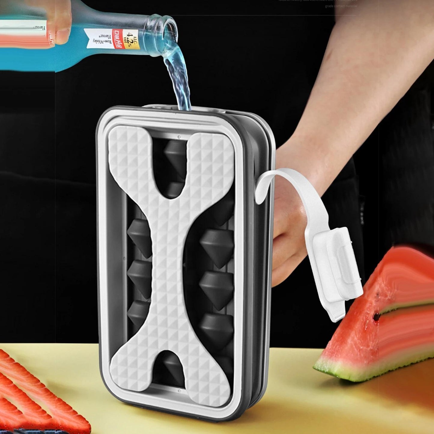 💎 Diamond Ice Cube Tray with Storage Box & Press Release